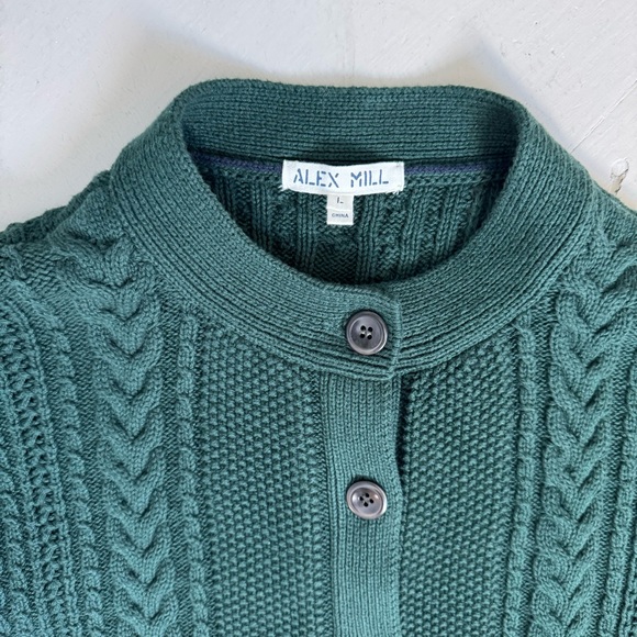 Alex Mill Cable Knit Nico Chunky Cardigan
Evergreen - Picture 4 of 4